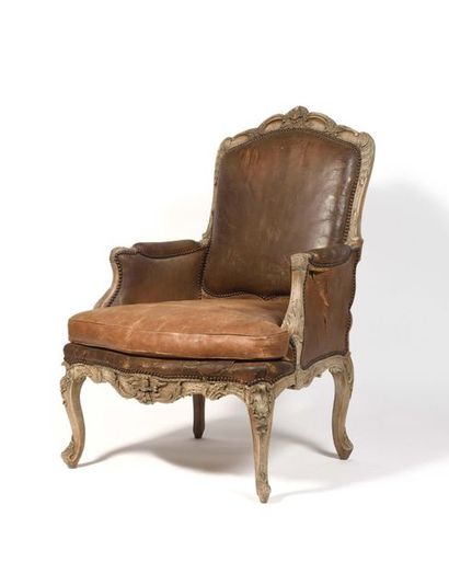 null Large carved beech shepherdess armchair with flat back and decoration of foliage,...