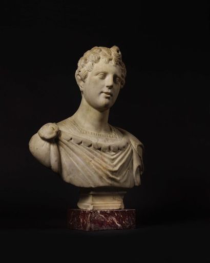 null Bust of a young Roman perhaps a young emperor, in white marble in the taste...