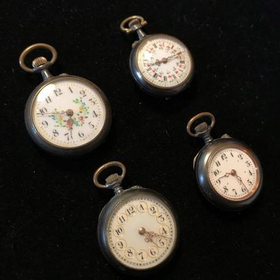 null Set of 4 REGULATORS and 4 WATCHES WITH TASHERS in steel. Late 19th century