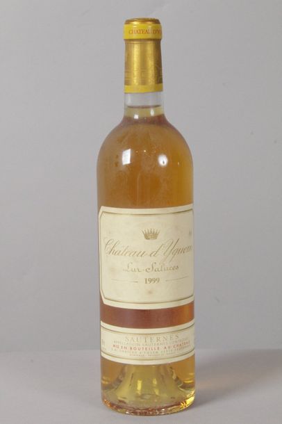 null 1 bouteille CHÂTEAU D'YQUEM 1999 1er Cru Supérieur Sauternes (niveau très léger...