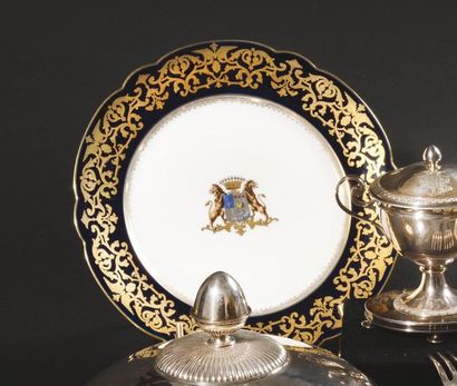 null General Count Gudin de La Sablonniere. Polychrome porcelain plate with the coat...