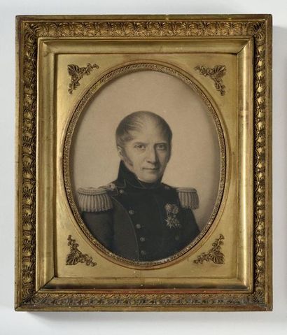 null Ecole française du début du XIXe siècle.
« Portrait d’un colonel du génie, portant...