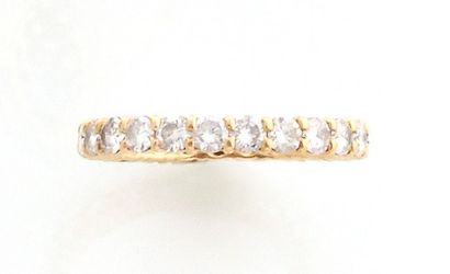 null ALLIANCE in 750 thousandths yellow gold set with 22 round brilliant cut diamonds....