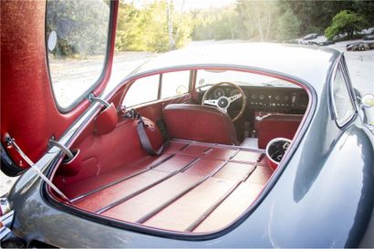 1965JAGUAR TYPE E COUPE SERIE 1 4,2L Numéro de série IE31895
Livrée neuve en France
Même...