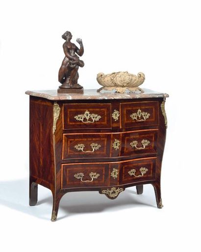 Chest of drawers in rosewood and violet wood,...