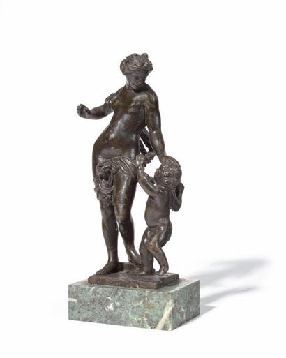 null Italian school of the 17th century Allegory of Charity Group in bronze with...
