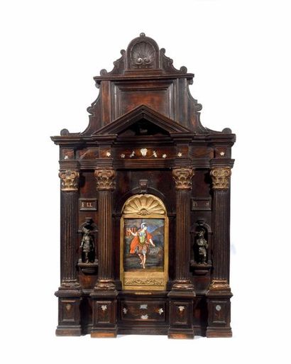null Altarpiece in blackened and gilded wood with mother-of-pearl inlay, in the form...