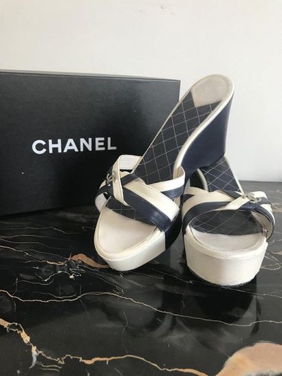 CHANEL Pair of blue and white leather wedge...