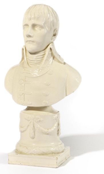 null Louis Simon BOIZOT, after "Bonaparte 1st Consul". Earthenware bust on a pedestal...