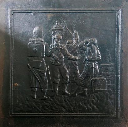 null Plaque de cheminée représentant un bivouac En fonte de fer 69.5 x 70 cm On y...