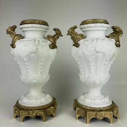 null SEVRES (in the taste of) Pair of enamelled bisque baluster vases, the frame,...