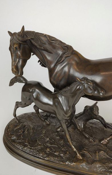 null Edouard DELABRIERE (1829-1912) After Mare and her foal Bronze subject with medal...