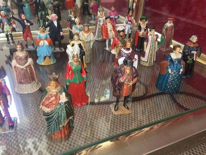 null LEAD FIGURINES Collection of 178 lead figurines representing the illustrious...