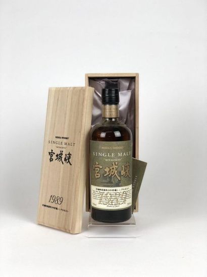 1 bouteille WHISKY NIKKA 1989 « Miyagikyo »...