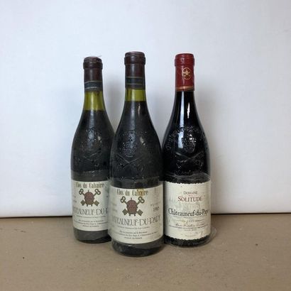 null 3 bouteilles : 2 CHÂTEAUNEUF DU PAPE 1988 Clos du Calvaire, 1 CHÂTEAUNEUF DU...