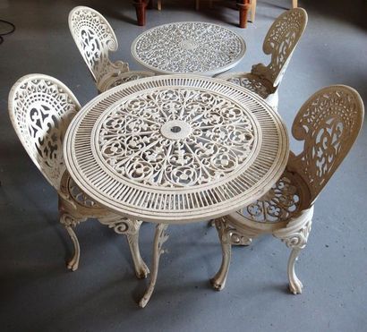 null A cast aluminium garden furniture set 2 tables and 4 chairs, 1900's style