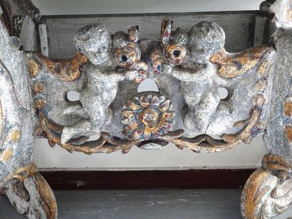null A Rococo-style console, wooden base carved with large dragon head scrolls and...
