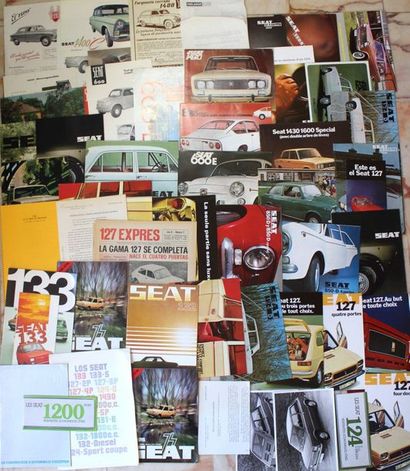 null Documentation SEAT- Spain

2 pictures- Single-sided leaflet- 2 folders leaflet-...