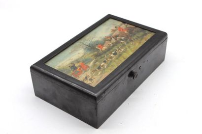 null Cigar box decorated with a watercolor painting "Hound and automobile".

Cigar...