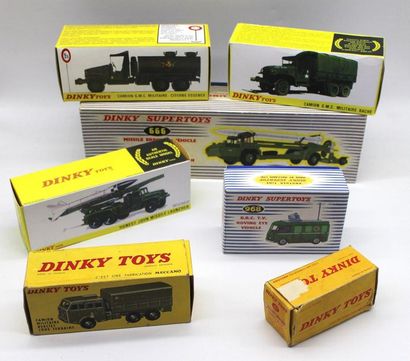 null Dinky Toys - Military Lot N° 1

All the miniatures are 1/43rd scale.

- Dinky...