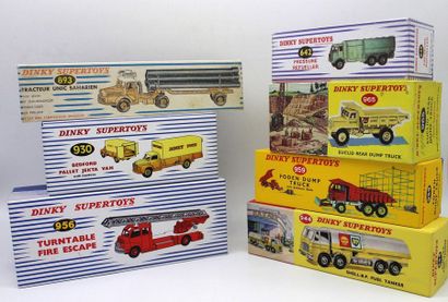 null Dinky Supertoys - Trucks 

All the miniatures are 1/43rd scale.

- Dinky SuperToys...