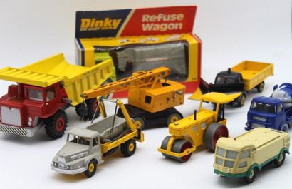 null Dinky Toys - Construction Equipment

All the miniatures are 1/43rd scale.

-...