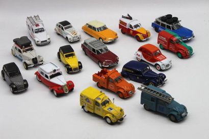 null Citroën Miniature Vehicles Advertising and others

All miniatures are 1/43rd...