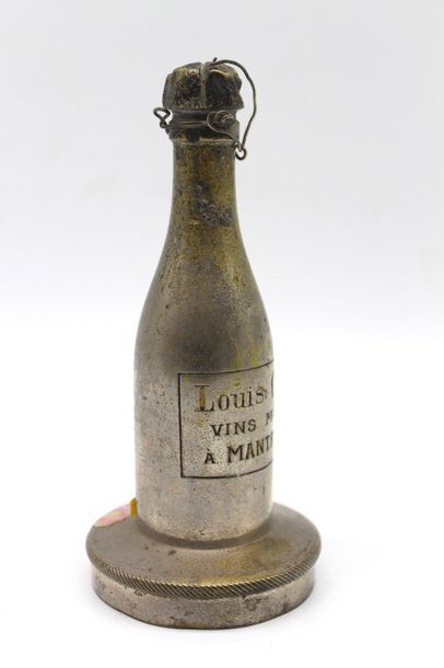 null Louis Clerc Wines

Promotional mascot for the "Vins Mousseux Louis Clerc, in...