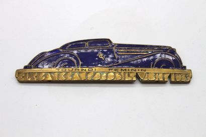 null Badge of the Vichy Concours d'Elegance 1937

Nickel-plated and enamelled metal...