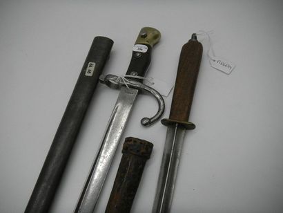null Baionnette Fusil Gras

modèle 1874

piqûres et usures à la lames 

fourreau...