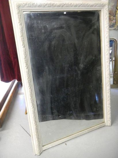 null Miroir de cheminée en bois laqué blanc

140 x 98 cm

Accidents