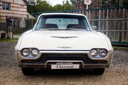 1963 FORD THUNDERBIRD CONVERTIBLE Serial Number 3Y85Z114008

Collector's French car...