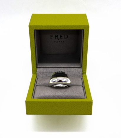 null RING FRED RING domed rush in 18K white gold signed Fred all around. With its...
