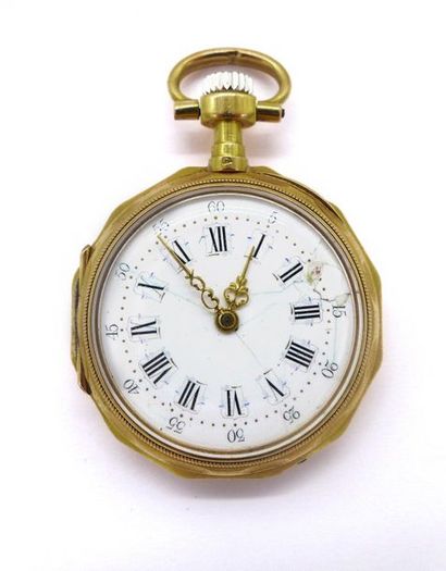 null POCKET WATCH in 18K yellow gold. The hours are in Roman numerals and the minutes...