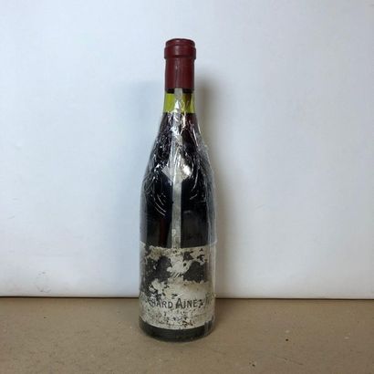 null 1 bouteille ROMANÉE SAINT VIVANT 1972 Grand Cru Bouchard Ainé (niveau 2cm, étiquette...