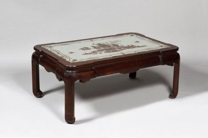 null COLONIAL WORK OF THE 1940's Coffee table with mirror top with an agglomerated...