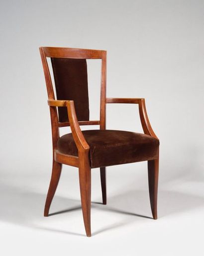 null JACQUES QUINET (1918-1992), Attributed to Work of the 1940s Curved armchair...