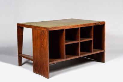 null PIERRE JEANNERET (1896-1967) «Office table» ref PJ-BU-02-A Bureau à casier formant...