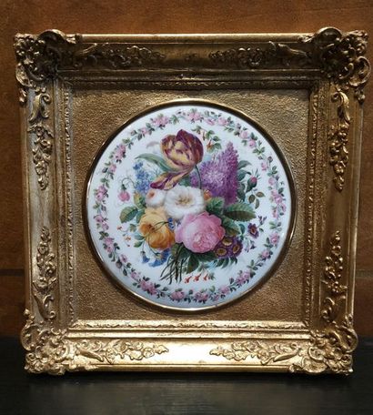 null PARIS Enamelled porcelain plaque decorated with a bouquet of flowers in a setting...