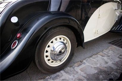 1936 BERLIET 944 CABRIOLET Numéro de série 154582

Même propriétaire depuis 35 ans

Quatre...