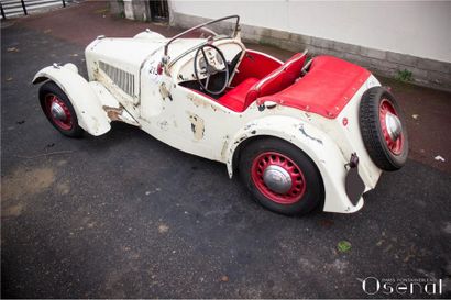 1937 GEORGES IRAT MDU ROADSTER 6CV Serial number 1322

Beautiful patina

French collection...