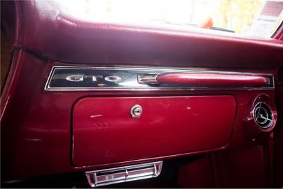 1966 PONTIAC GTO 6,5L Numéro de série 242176P100183 
Rarissime modèle vendu neuf...
