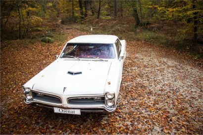 1966 PONTIAC GTO 6,5L Serial number 242176P100183

Extremely rare model sold new...