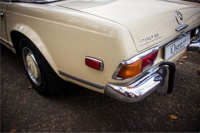 1971 MERCEDES-BENZ 280 SL "PAGODE" Numéro de série 11304412022443

Bel état de présentation

Important...