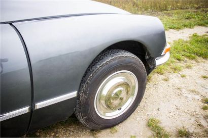 1972 CITROËN DSUPER 5 Serial number 00FD0667 
Many recent charges 
Technical inspection...