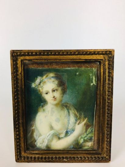 null GRANDE MINIATURE représentant une femme dénudée Début XIXe siècle 11 x 9 cm