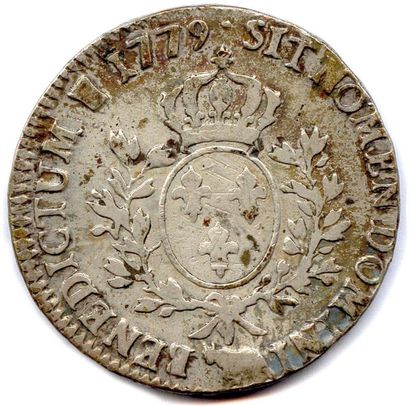 null Lot de trois monnaies françaises en argent : Louis XIV Demi-écu à la mèche longue...