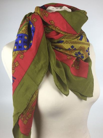 null HERMES Stole in printed silk crepe, titled Brins d'Or, signed J. Abadie 130...