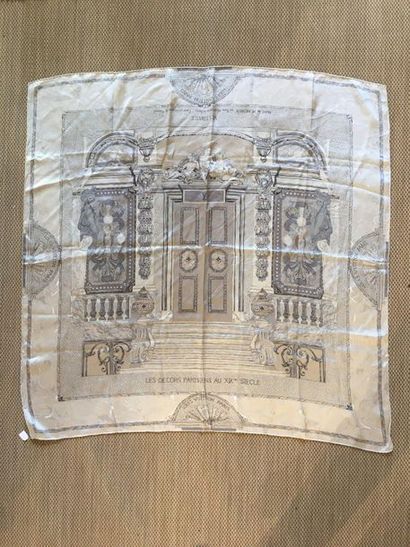 null LOUIS VUITTON. Silk scarf in shades of grey and blue, entitled Les Décors Parisiens...