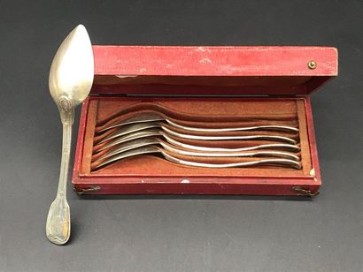 null Set of six small filleting spoons, MP-coded. 

In their ancient casket. 

Old-fashioned...
